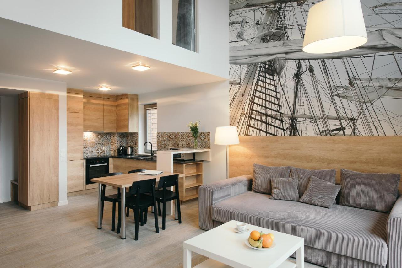 Apartamenty Sun & Snow Szafarnia Waterlane Gdańsk Exteriör bild